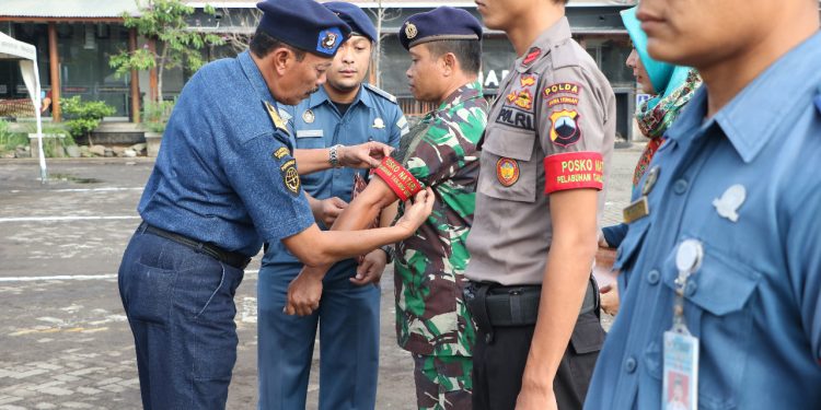 Penumpang Nataru Lewat Tanjung Emas Ada 26.132 Orang