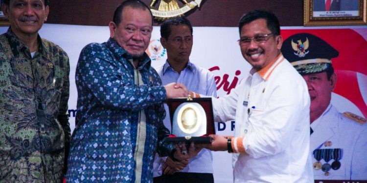 Tak Bisa Pungut Uang Jasa Kapal, Pemprov Kepri Ngadu ke La Nyala