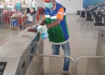 Cegah Corona, Terminal Penumpang Manado Dibersihkan