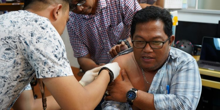 Cegah Corona, Seluruh Karyawan Disuntik Vaksin Influenza