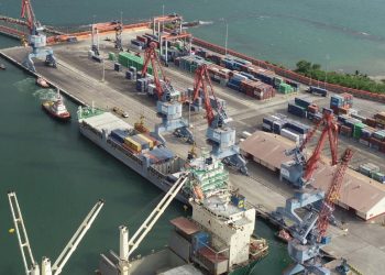 Teluk Bayur Semprot Ruangan Dengan Desinfektan