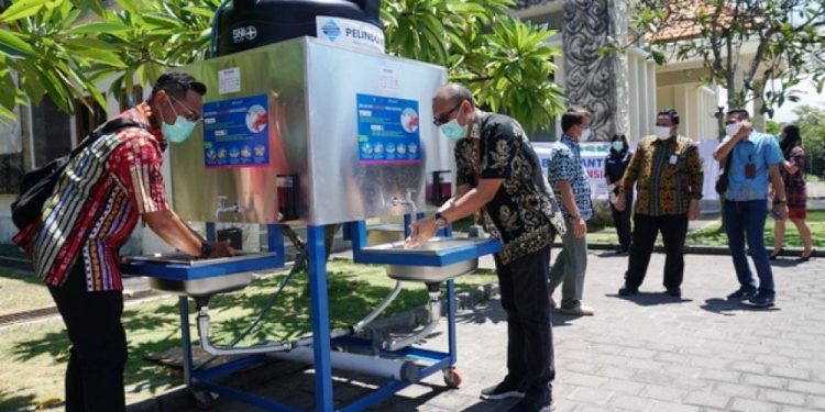 Pelindo 3 Gelontorkan Rp 1,4 M, Pelindo I Bagikan Sembako