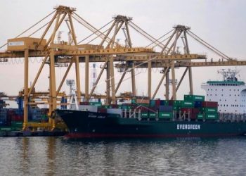 Ekspor Impor Lewat Tanjung Emas Turun 25%