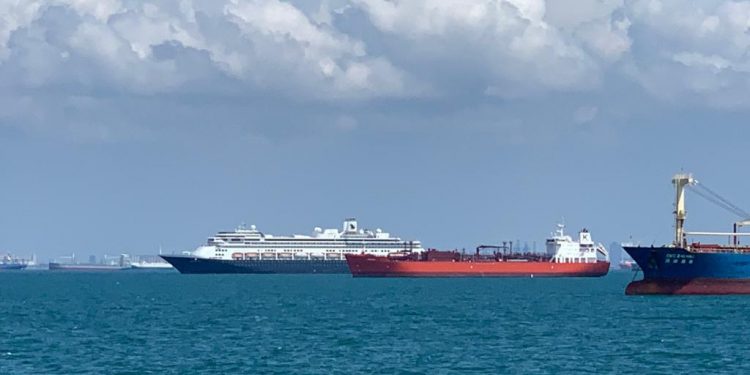 KN Alugara Monitoring Pergerakan MV Amsterdam, Ada Apa Ya…