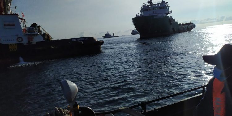 KPLP Kawal Kapal Korban Perampokan di Perairan Riau