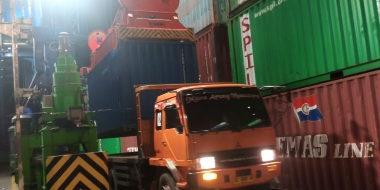 Pelabuhan Kelolaan Pelindo IV Tetap Produktif