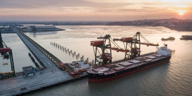 Pelindo III Ajak Perusahaan Korea Bangun Gudang Pendingin di Teluk Lamong