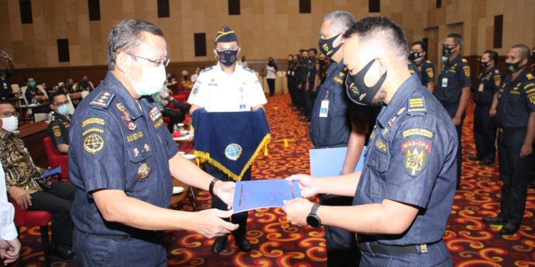Ketika 60 Marine Inspector Ditjen Hubdat Dikukuhkan ?