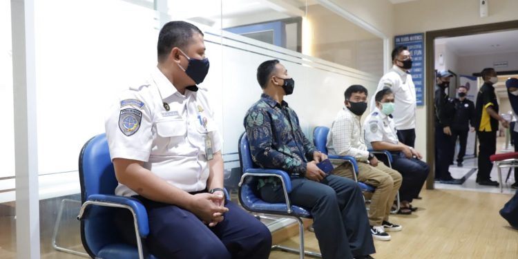 Satu Positif, Pegawai OP Priok Wajib Swab Test