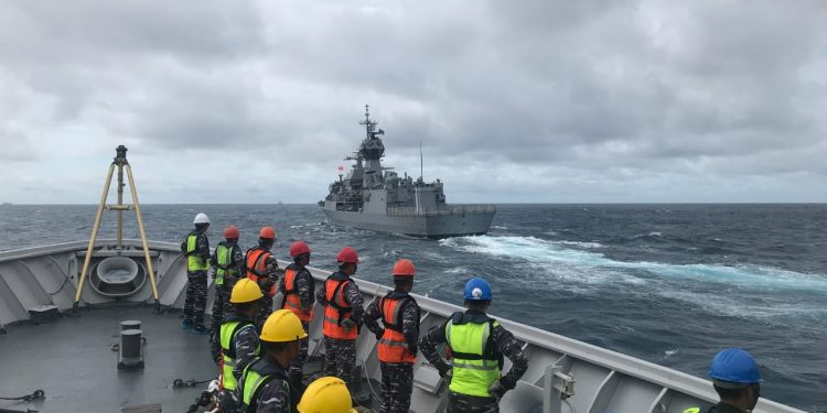 TNI AL dan AL Australia Latihan Bareng di Anambas