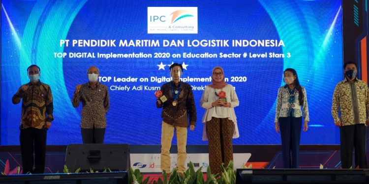 PMLI Raih Penghargaan Top Digital