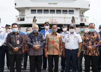 Pelabuhan Komersil Kuala Tungkal Diresmikan