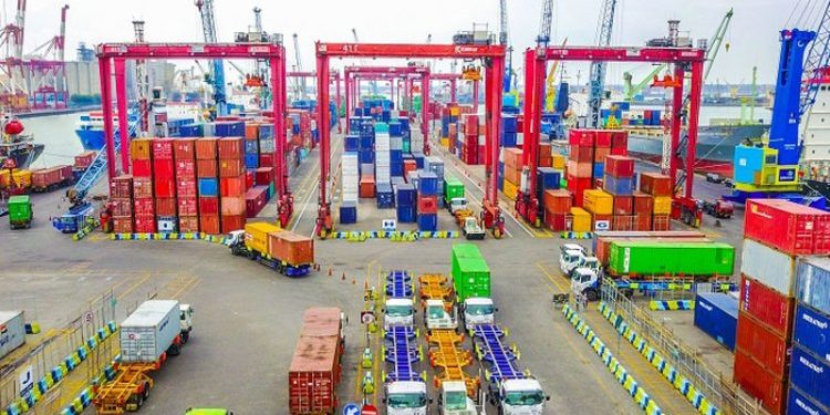 Pelindo III Tangani Petikemas 5,08 Juta TEUs