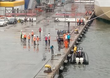 Aktivitas Kembali Normal, Truk dan Kontainer Yang Nyemplung di Priok Berhasil Dievakuasi