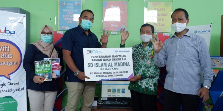 Pelindo III Resmikan Taman Baca Digital SD Almadina Semarang