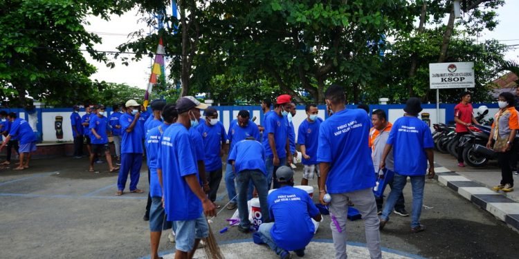 Kemenhub Gelar Padat Karya di Sorong dan di Perak
