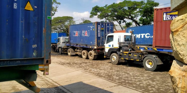 Pengusaha Rugi Ratusan Juta per Hari, Minta Kawasan Cipta Semarang Dibenahi
