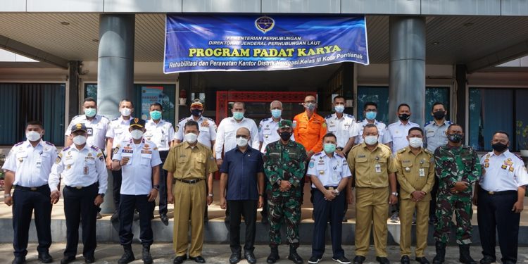 12 Hari, Kemenhub Gelar Padat Karya di Pontianak