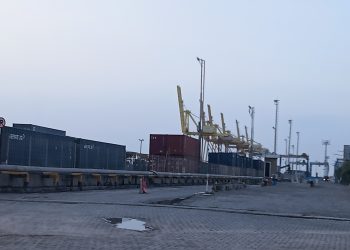 Kegiatan di Tanjung Emas Belum Normal
