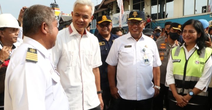 Ribuan Pemudik Gratis Kapal Laut Tiba di Tanjung Emas