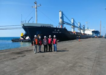 Bongkar 27.000 Ton Raw Sugar, DABN Siap Tingkatkan Layanan Kapal Ekspor Impor
