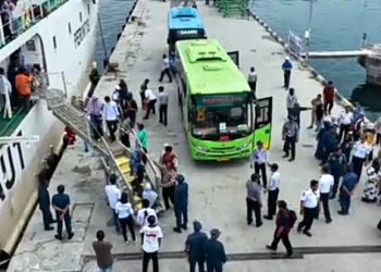 327 Jemaah Haji Pulang Naik Kapal Sanus 89