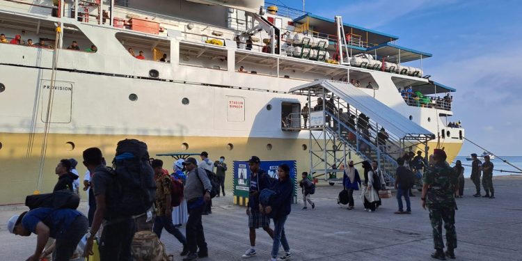 Kinerja Pelindo Makassar Tumbuh Posotif