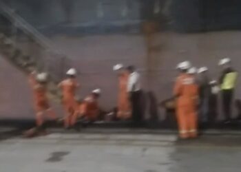 Kapal Mengantri di Panjang, Tak Ada Kepastian Kapan Sandar