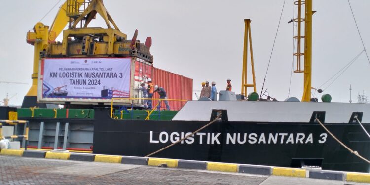 Kapal Tol Laut Perdana di 2024 Berlayar, Muat 115 TEUs