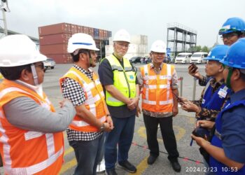 CTT Terminal Teluk Lamong Menggunakan AGV