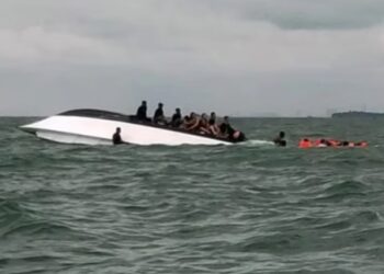 Kapal Terbalik, Satu Warga Asing Masih Dicari