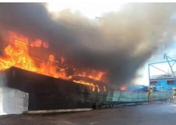 Kapal Kebakaran di Muara Baru, Penyebabnya Belum Tau