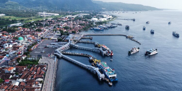 Hubdat Atur Penyelenggaraan Pelabuhan Sungai, Danau di Kawasan Pelabuhan Penyeberangan