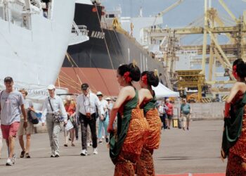 Bukan Bongkar Muat Saja, SPMT Juga Tangani Kapal Pesiar