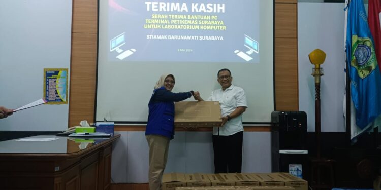 TPS Salurkan Bantuan PC Untuk Laboratorium Komputer STIAMAK