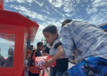 Kecelakaan Kapal di Buton, 30 Penumpang Dievakuasi