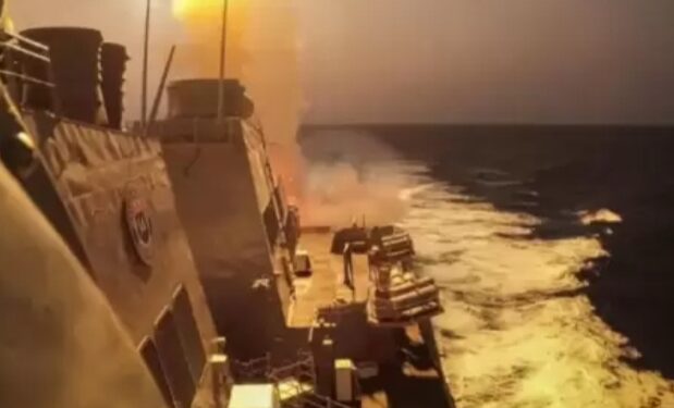 Houthi Kembali Serang Kapal di Laut Merah, Ada Kapal AS