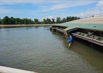 1.000 Ton Pupuk Ikut Tenggelam, KM Lintas Armada Belum Berhasil Dievakuasi