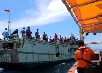 73 Penumpang Kapal Nur Rezeki Berhasil Dievakuasi Dari Tanjung Sambano