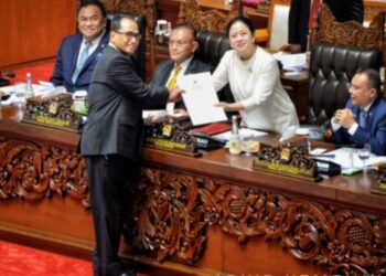 DPR Resmi Mengesahkan Revisi UU Pelayaran
