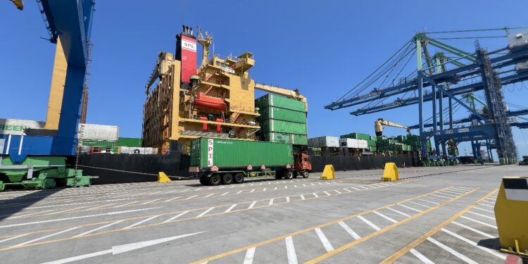 Pembangunan MNP Langkah Signifikan Tingkatkan Infrastruktur Pelabuhan Indonesia