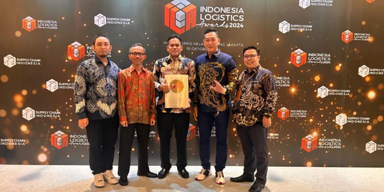 PT Depot Hub Indonesia Peroleh Penghargaan Indonesia Logistics Award 2024