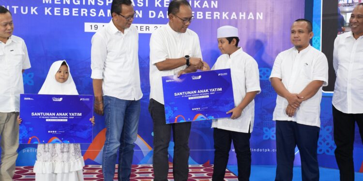 Ribuan Yatim Piatu Dapat Santunan dari Pelindo Terminal Petikemas