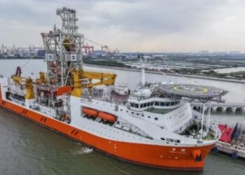 China Resmi Operasikan Kapal Pengeboran Laut Dalam