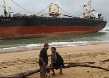 KPLP Selamatkan 19 Awak Kapal MV Felya