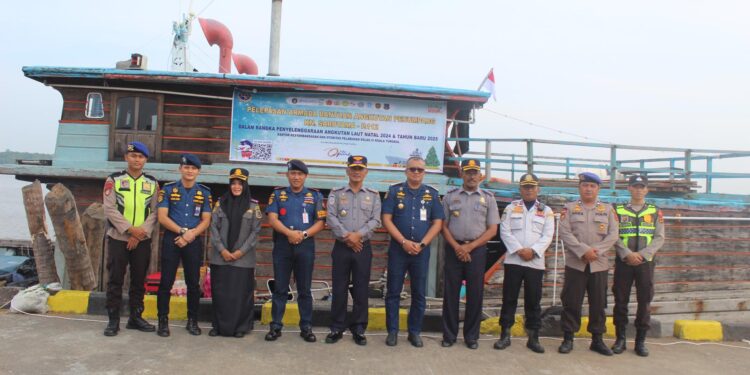 Bantuan Armada Untuk Nataru di Kuala Tungkal Aman, Dilepas Bupati