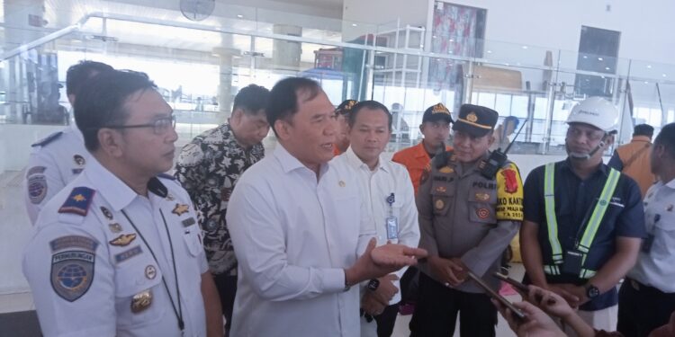 Komisi V DPR RI Kunjungi Semayang, Angkutan Nataru Lancar