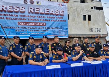 RI Amankan Kapal Bendera Vanuatu & 6 Kru WN Rusia