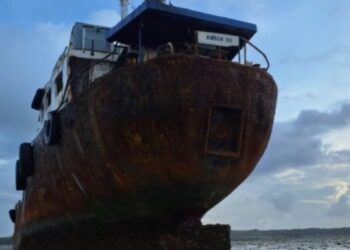 Pangkalan PLP Tanjung Uban Temukan Kapal Kandas Tanpa Awak