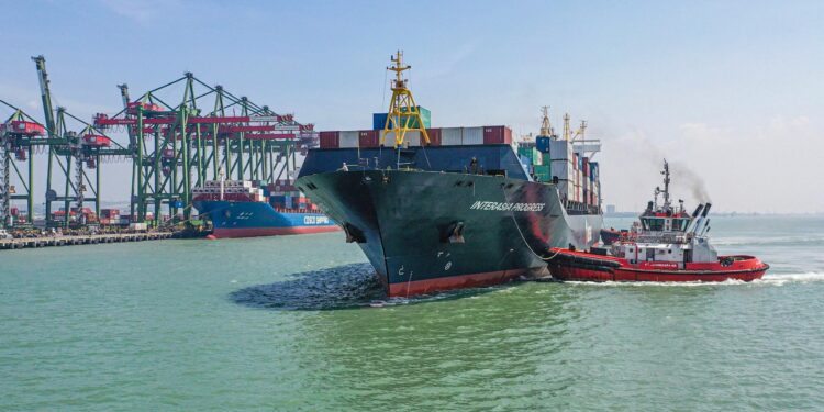 Target NOT3 di Terminal Teluk Lamong Untuk Kapal Kontainer 30 Menit